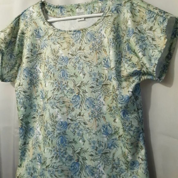 New Floral Knit Blouse M Mint Blue Scoop Dolman Short Sleeve Top Light & Breezy - Picture 2 of 6